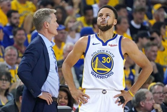 Steve Kerr Compares Stephen Curry to Michael Jordan